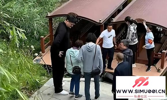 żҦһң15Ůع⣬19軹ߣѣ-5.jpg